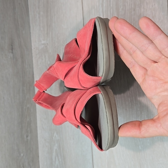 Cloudsteppers by Clarks Women. Oral Caddel Leather Wedge Sandals shoes sz 10M - Picture 4 of 12